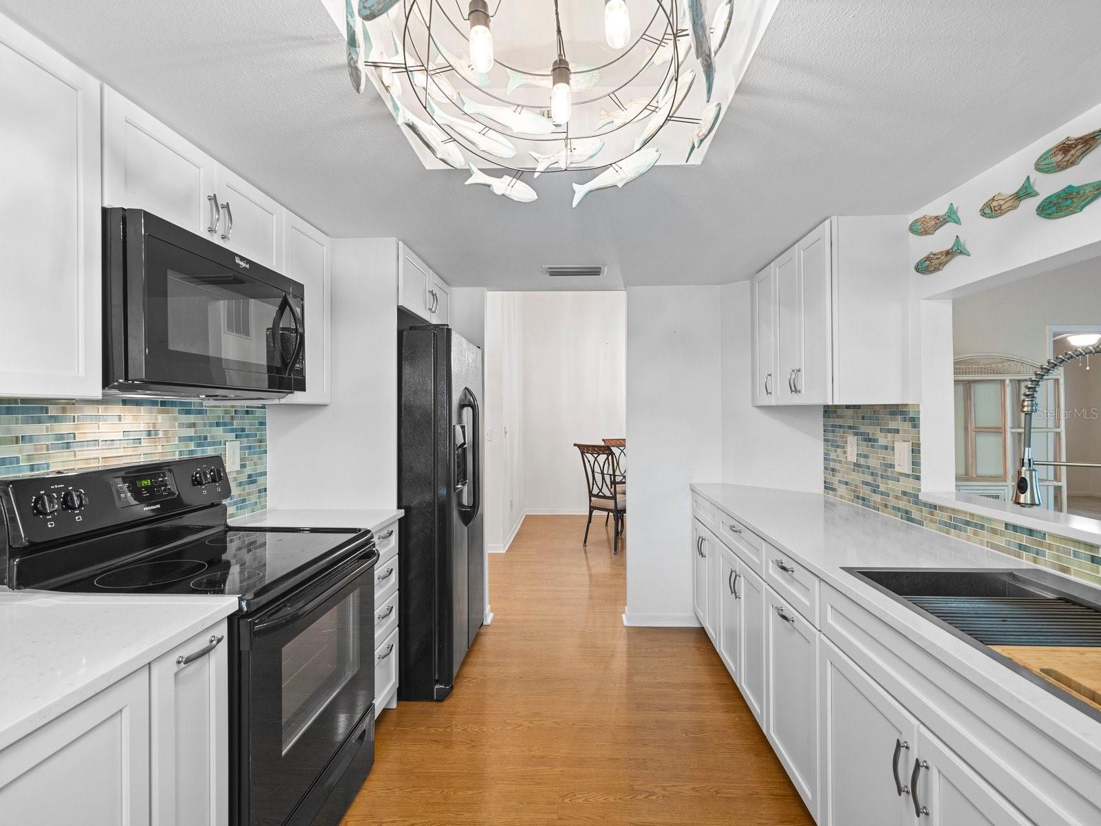 Image 8 of 41 For 1880 Whispering Way