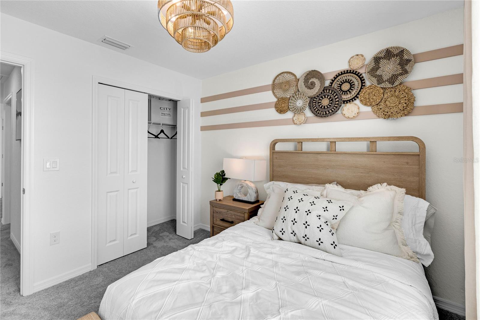 Image 26 of 33 For 17837 Haden Cove