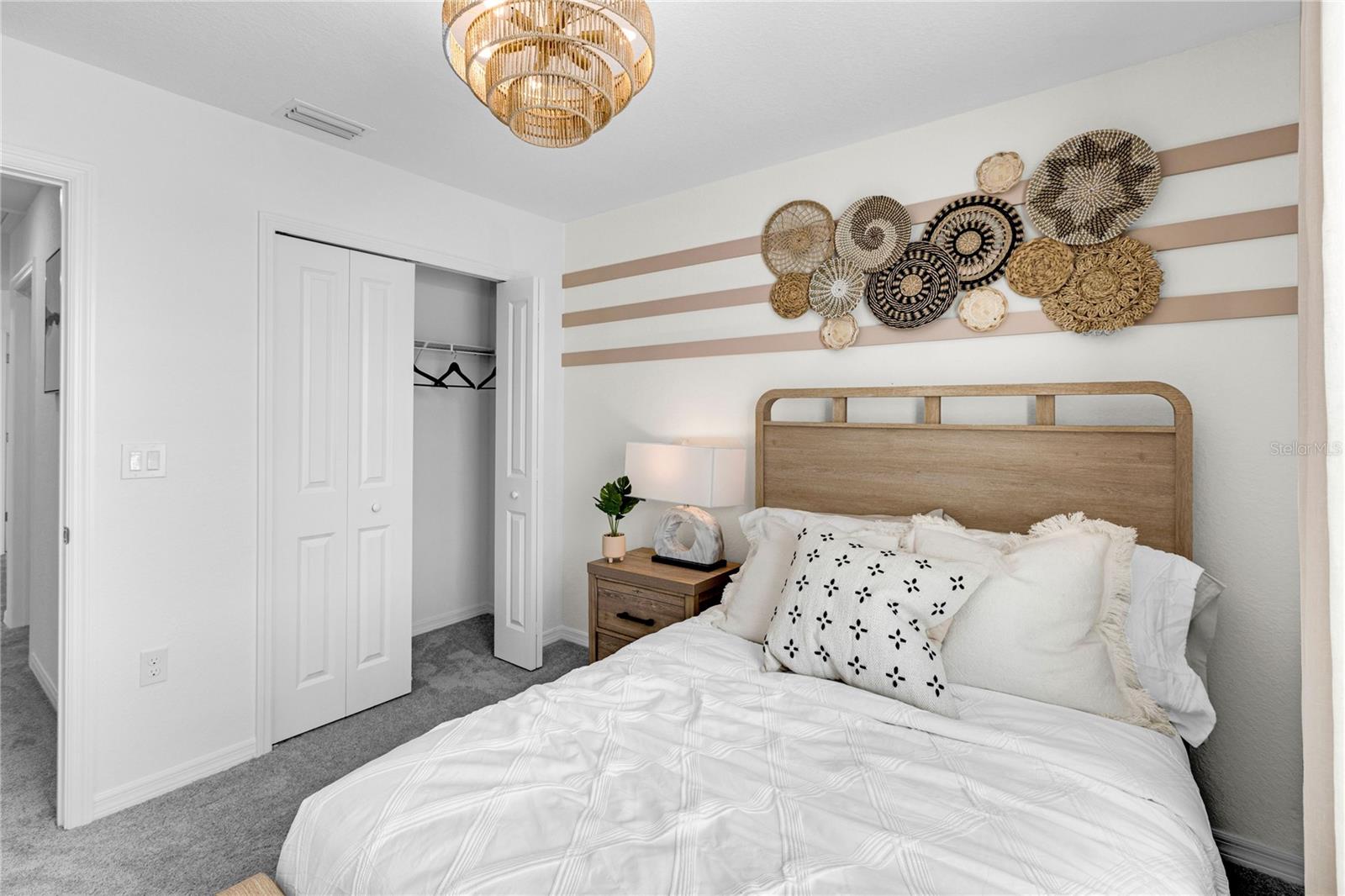 Image 27 of 33 For 17837 Haden Cove