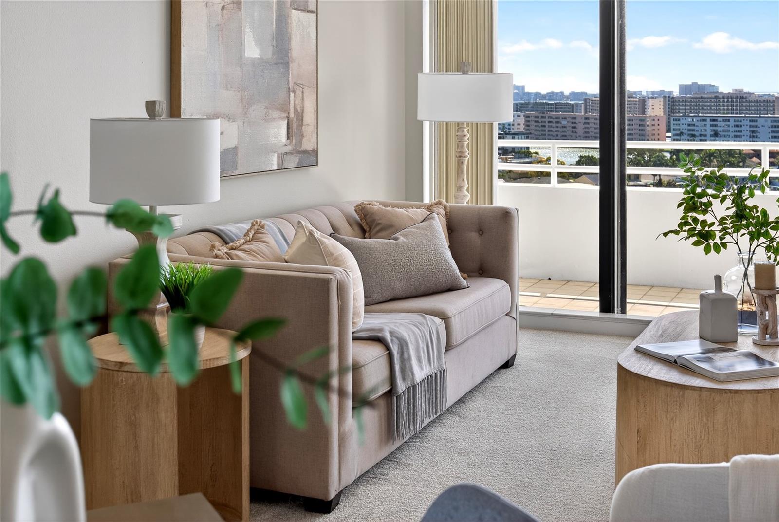 Image 28 of 61 For 5950 Pelican Bay Plaza S 2e