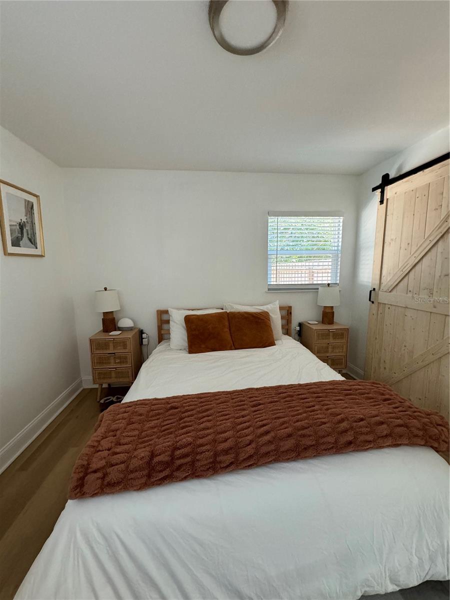 Image 16 of 47 For 6801 20th Street N