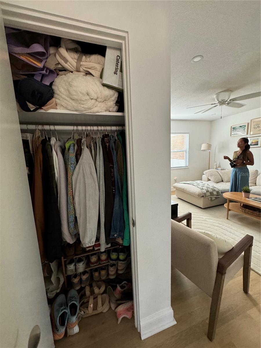 Image 17 of 47 For 6801 20th Street N