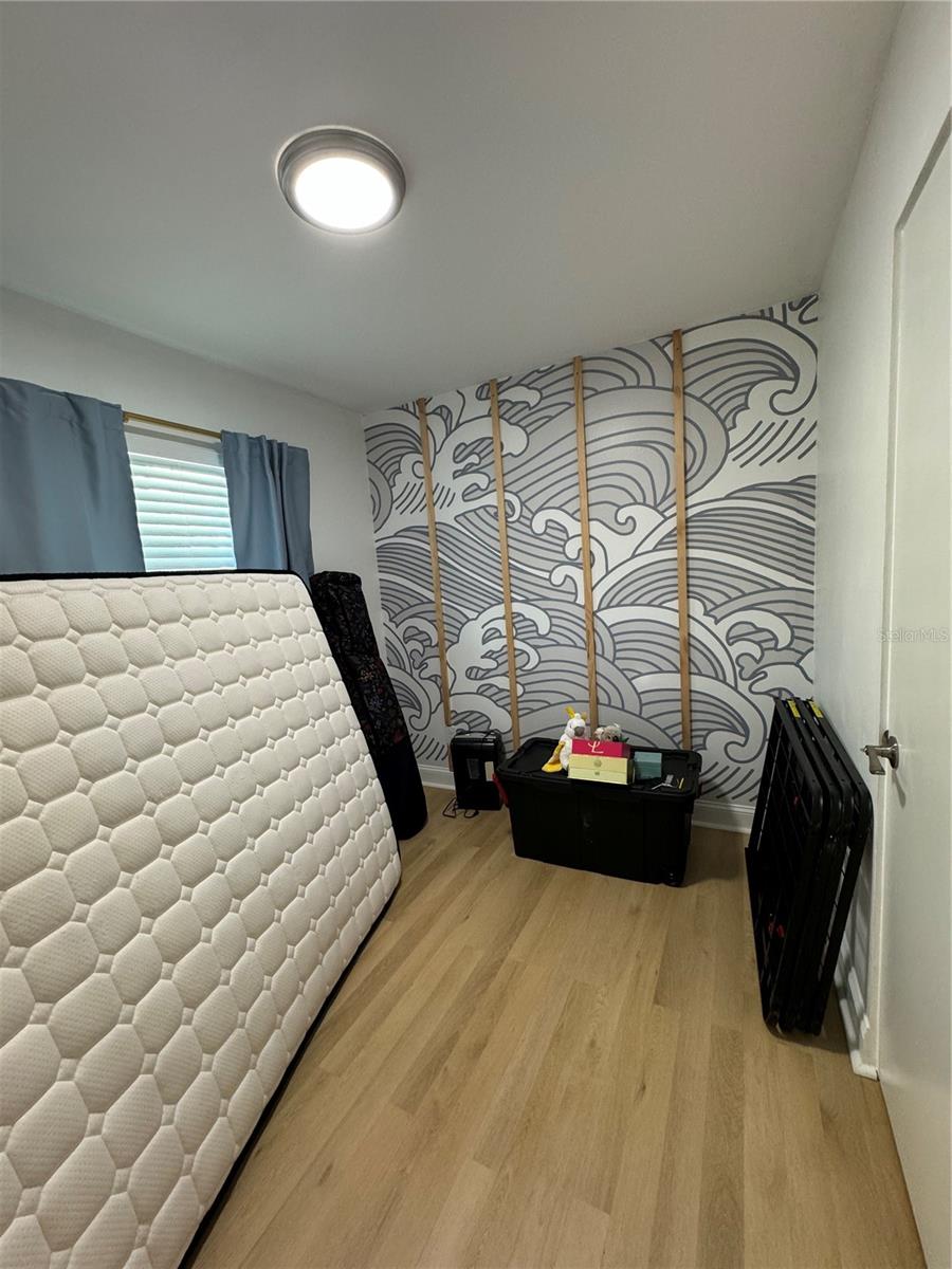 Image 27 of 47 For 6801 20th Street N