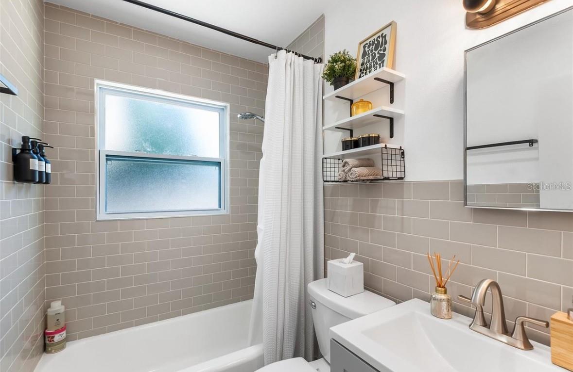 Image 31 of 47 For 6801 20th Street N