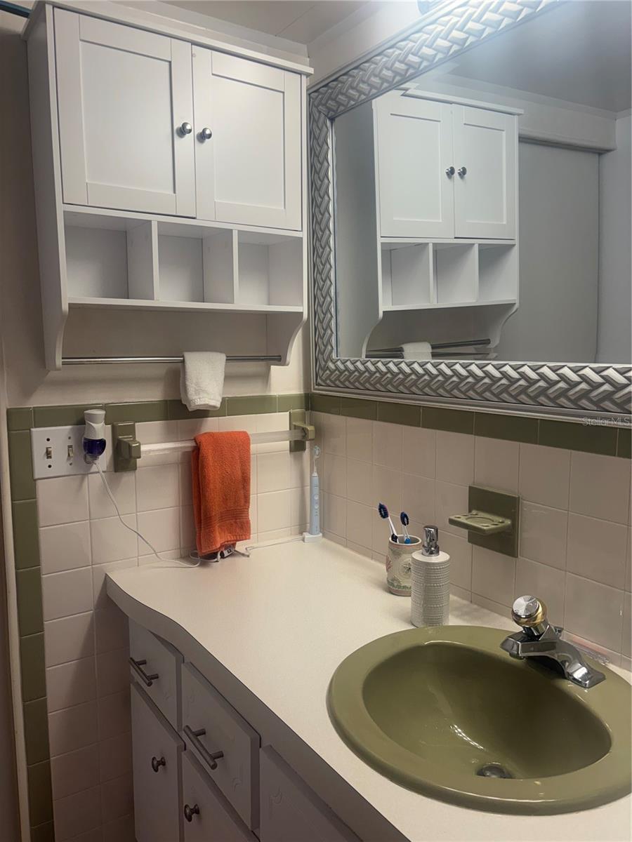 Image 17 of 24 For 105 Freedom Court 30