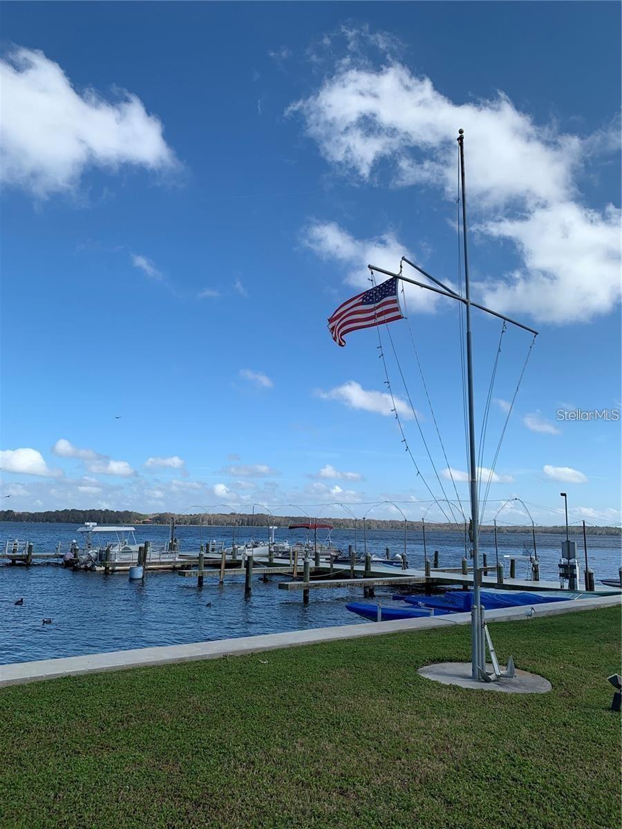 Image 23 of 24 For 105 Freedom Court 30