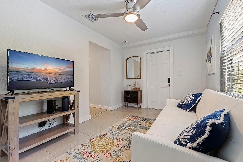 Image 14 of 29 For 4801 14th Avenue S