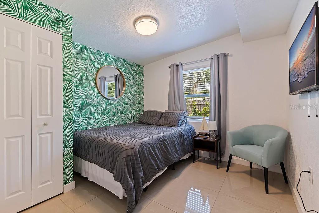 Image 17 of 29 For 4801 14th Avenue S