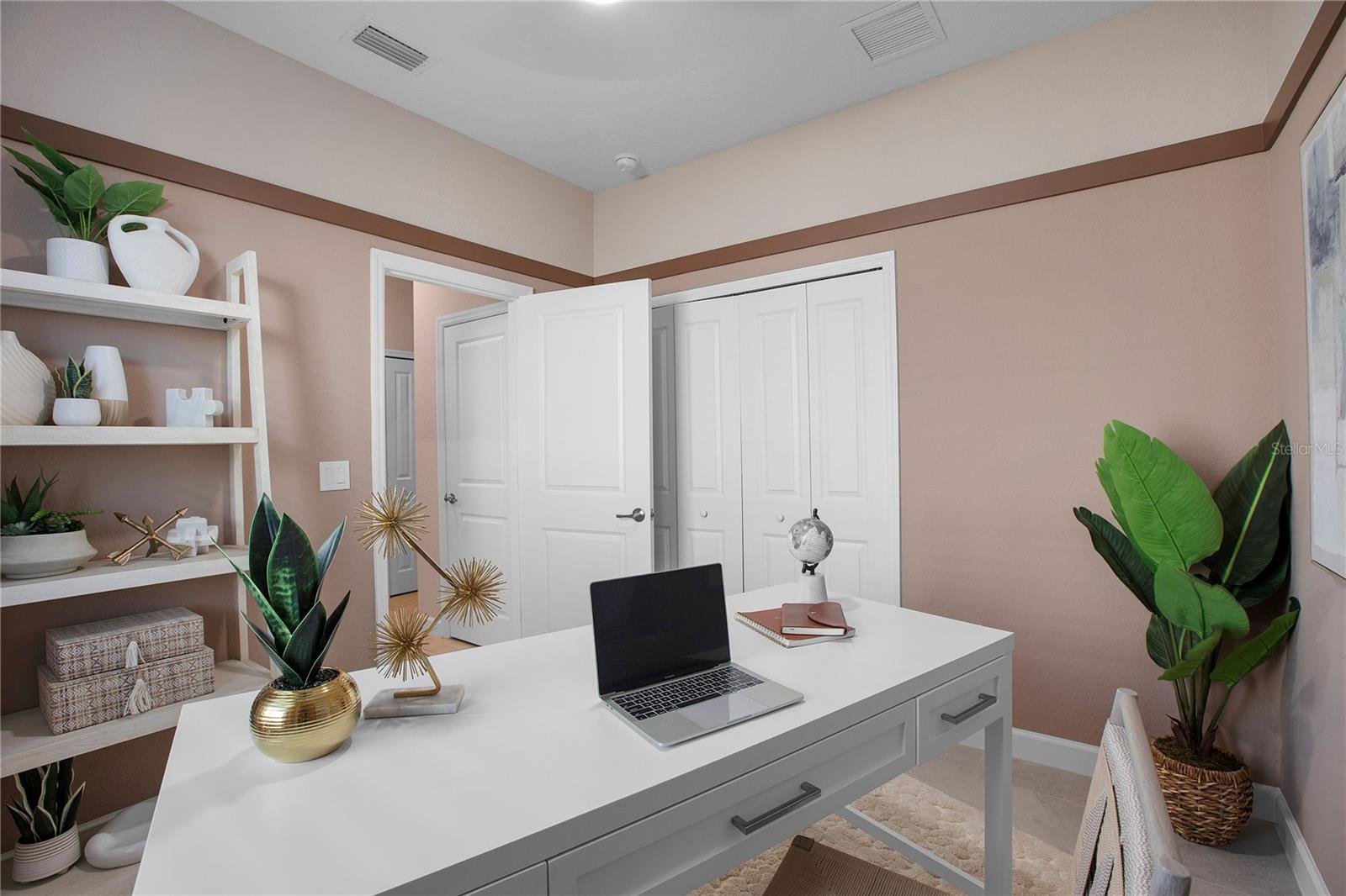 Image 7 of 25 For 17827 Garden Grove Way