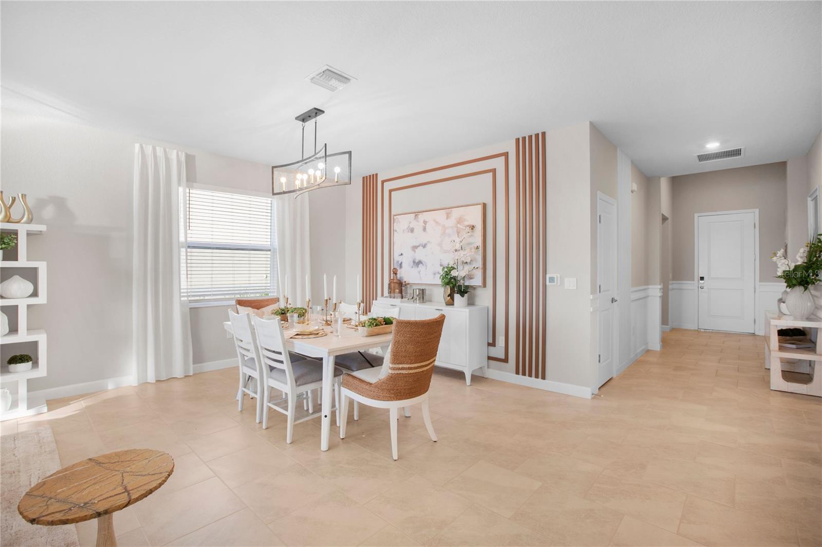 Image 8 of 25 For 17827 Garden Grove Way