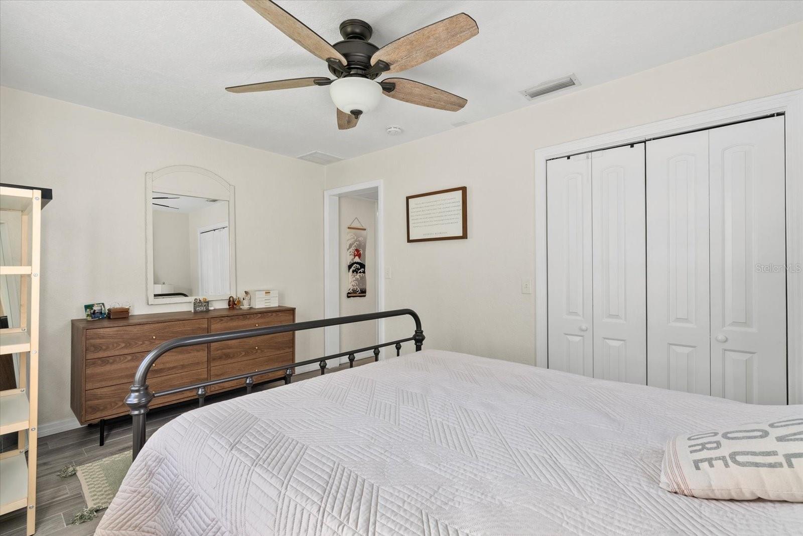 Image 15 of 40 For 343 37th Avenue Ne