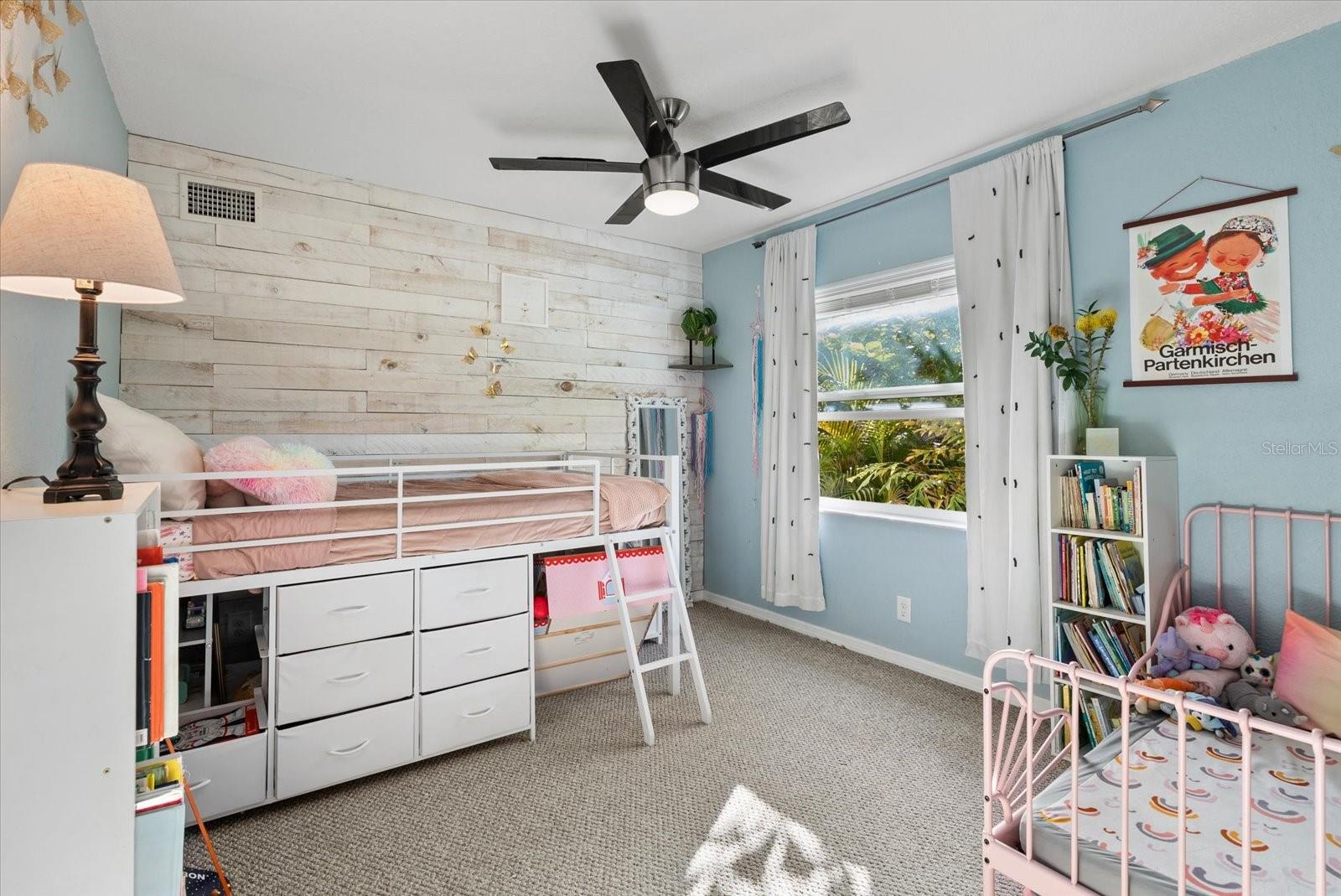 Image 19 of 40 For 343 37th Avenue Ne