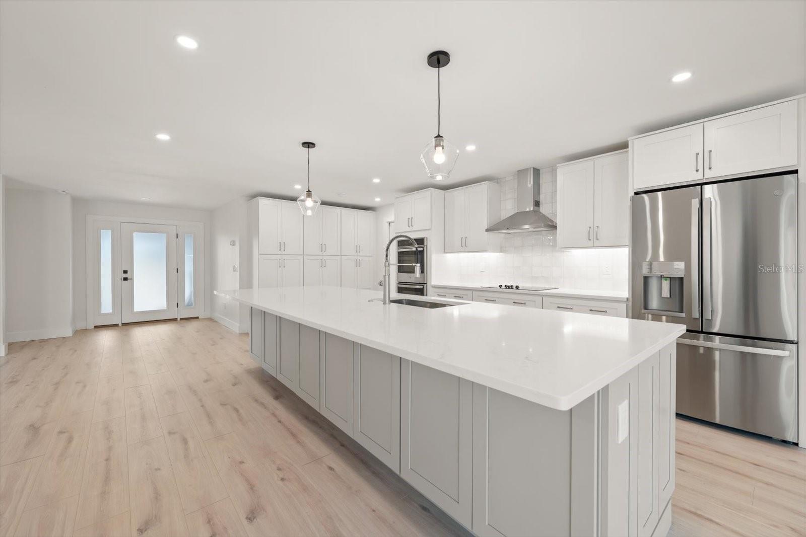 Image 16 of 52 For 6667 Greenbrier Drive