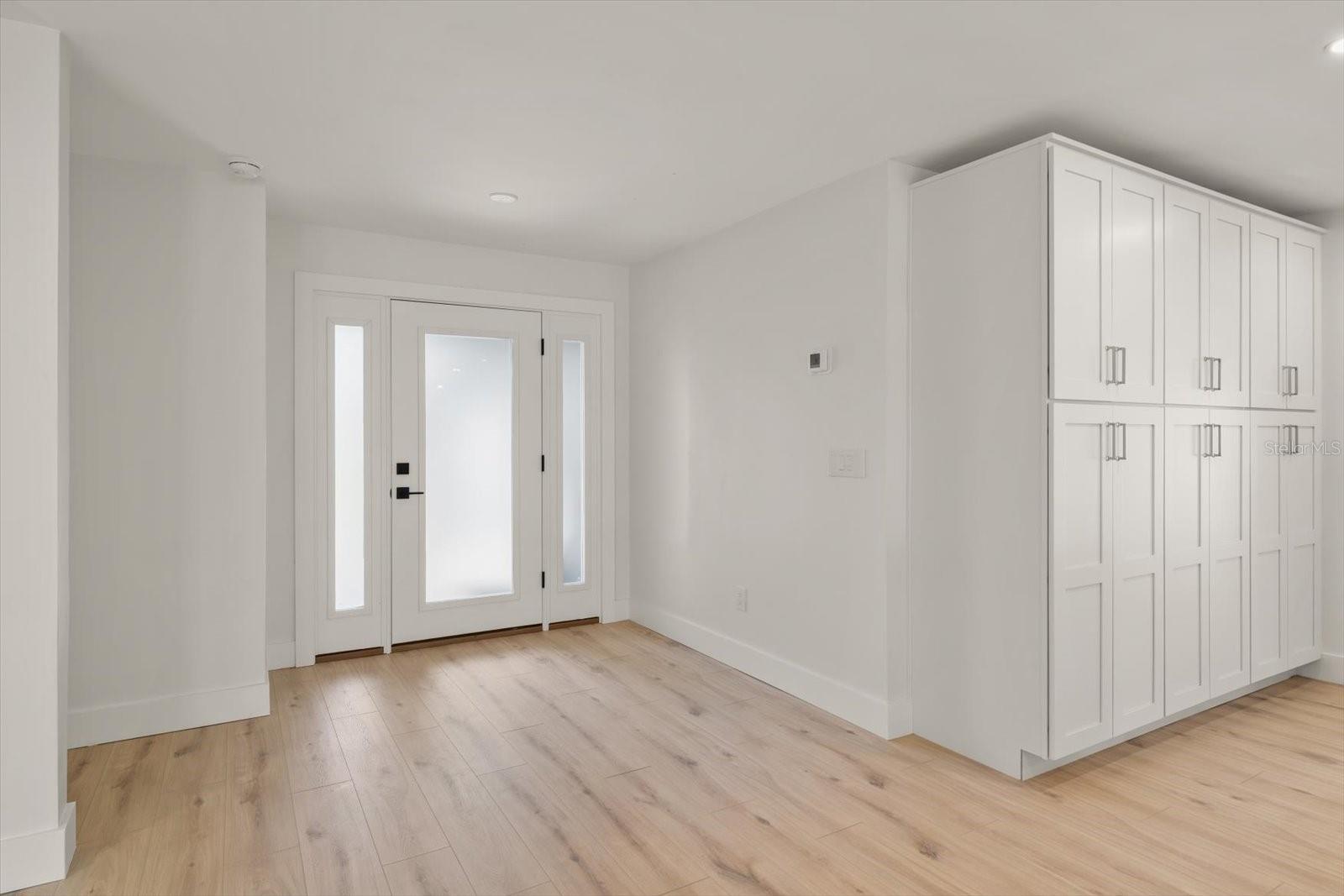 Image 39 of 52 For 6667 Greenbrier Drive