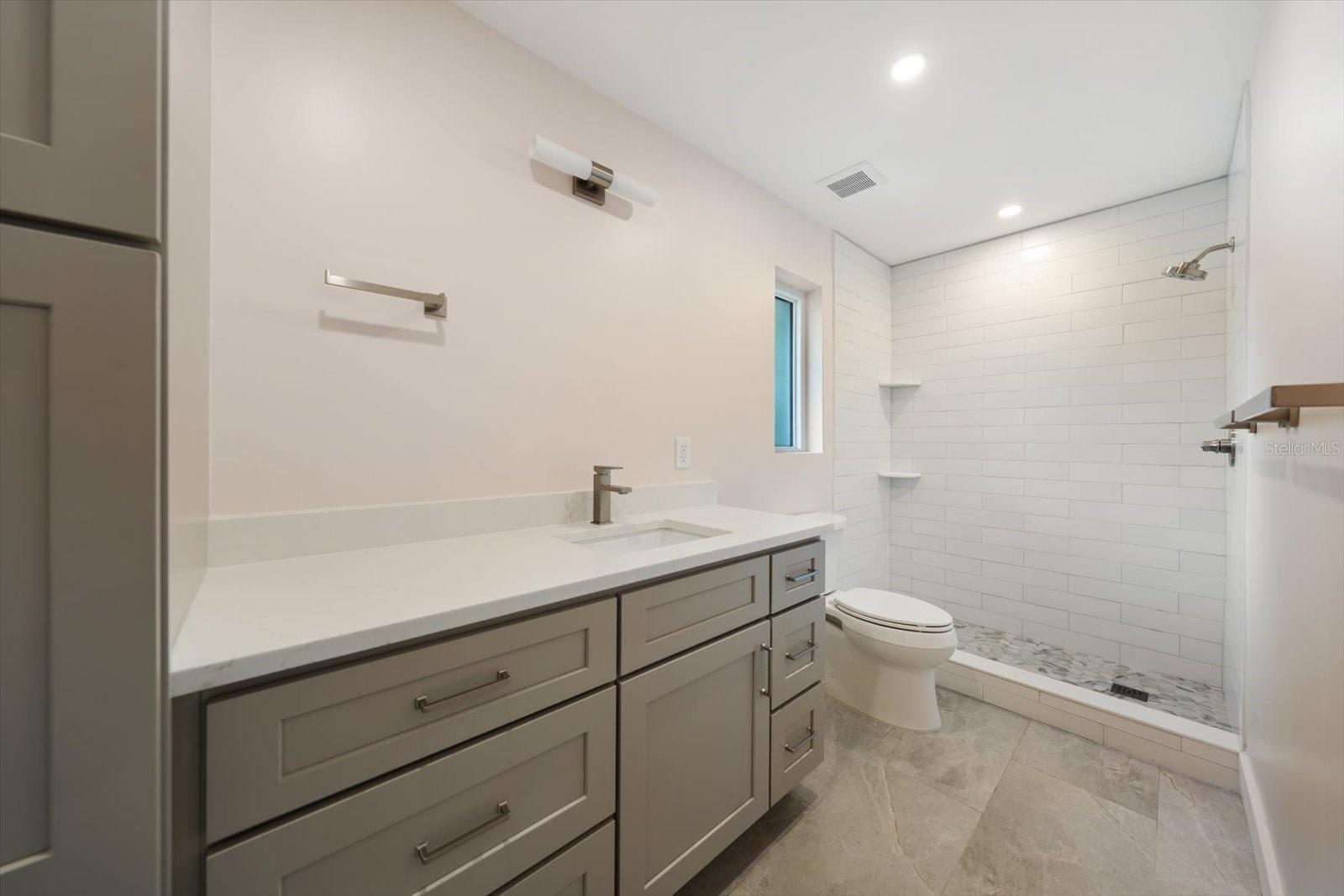 Image 42 of 52 For 6667 Greenbrier Drive