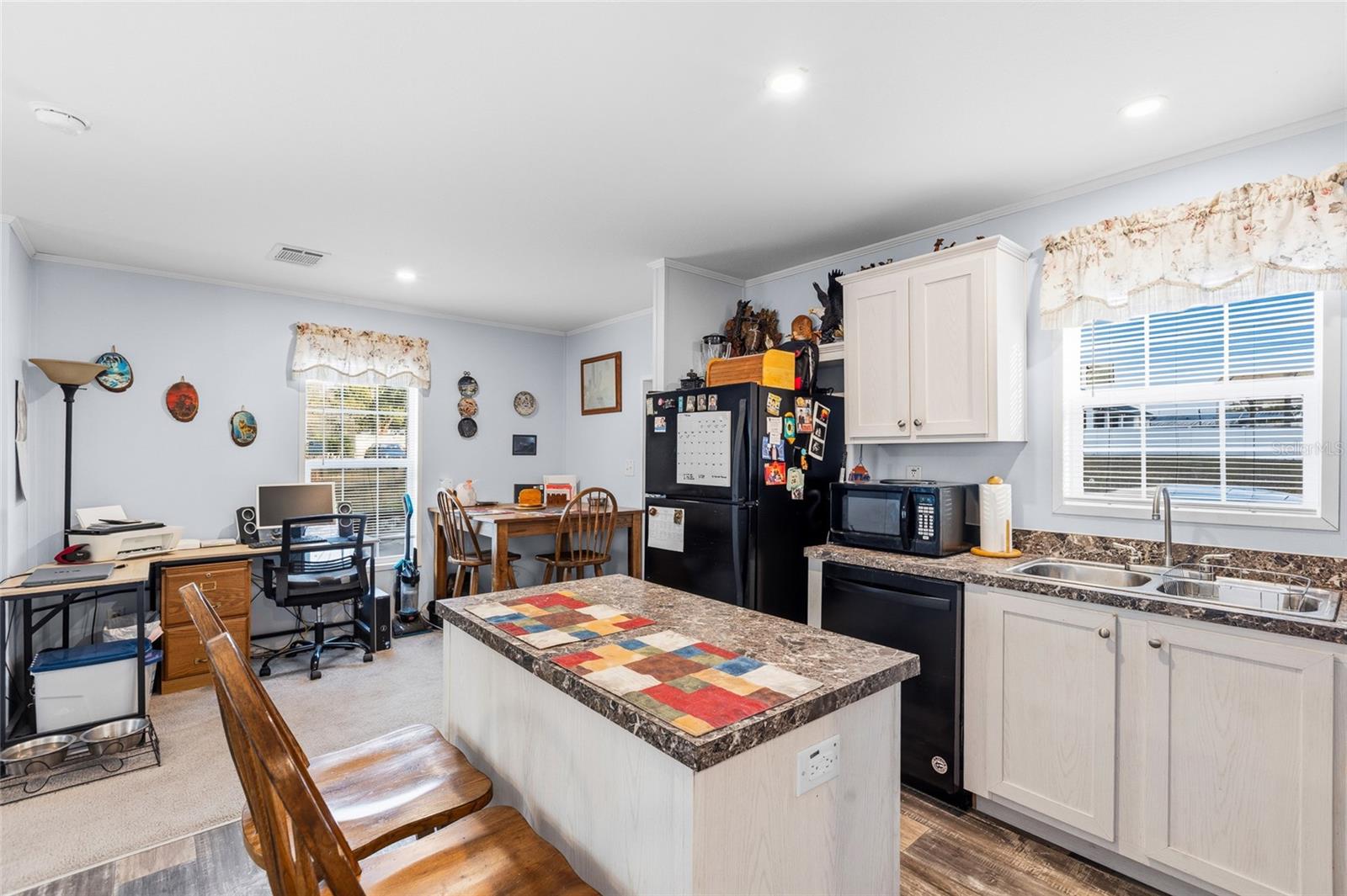 Image 10 of 26 For 5937 Penny Royal Road