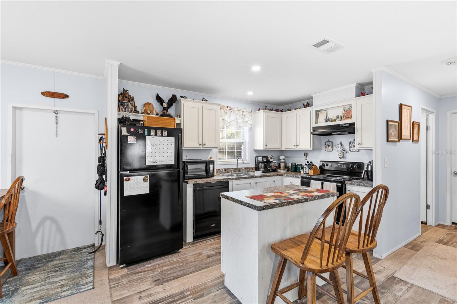 Image 6 of 26 For 5937 Penny Royal Road