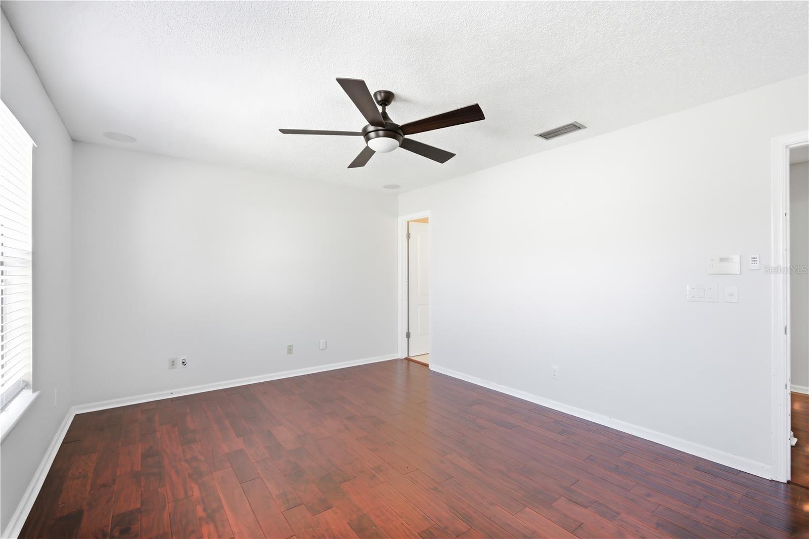 Image 16 of 25 For 5306 Ridgewell Court