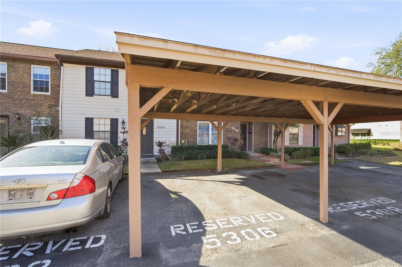 Image 3 of 25 For 5306 Ridgewell Court