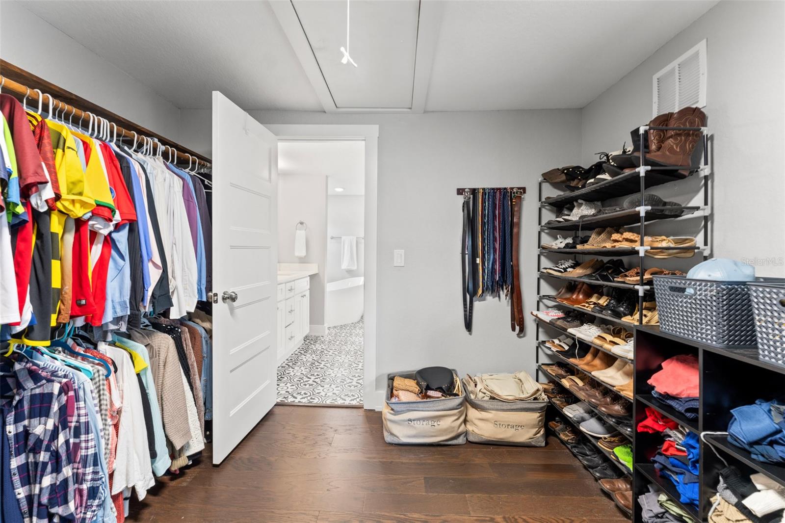 Image 17 of 32 For 6106 Lynn Avenue