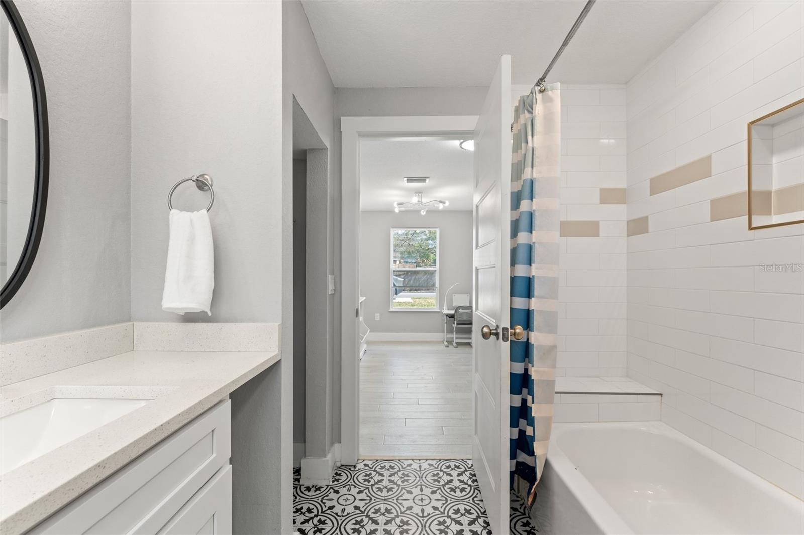 Image 24 of 32 For 6106 Lynn Avenue