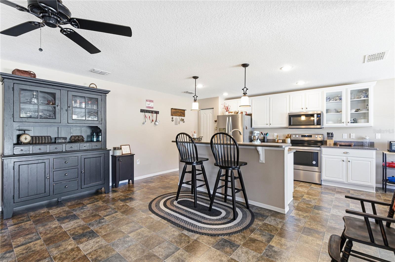 Image 15 of 58 For 11022 Running Pine Drive