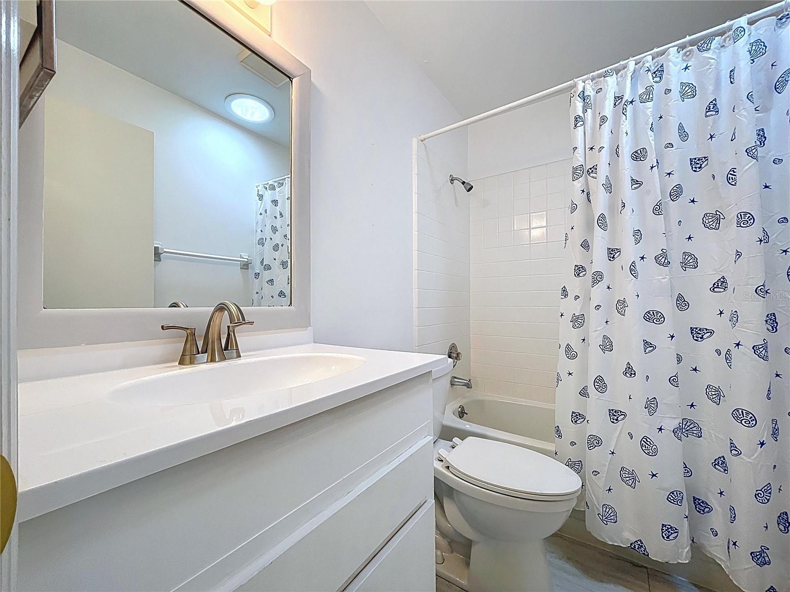 Image 35 of 99 For 2102 Hembury Place Se 34