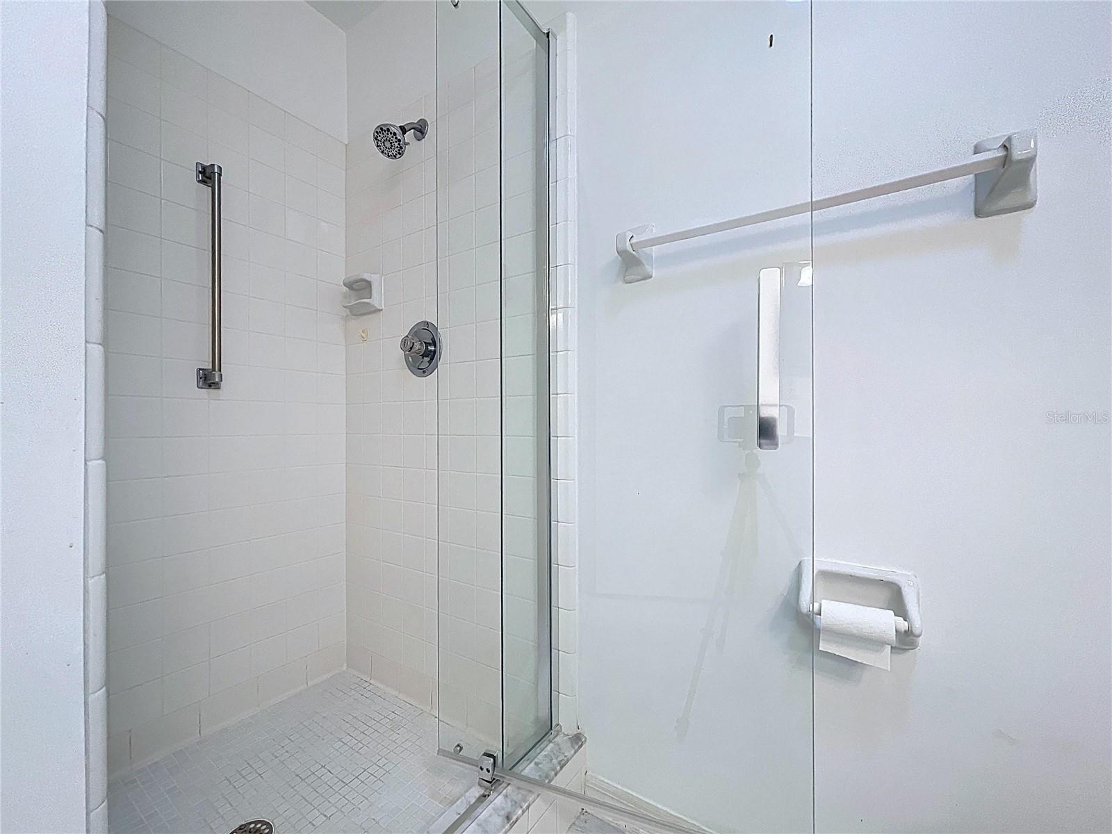 Image 49 of 99 For 2102 Hembury Place Se 34