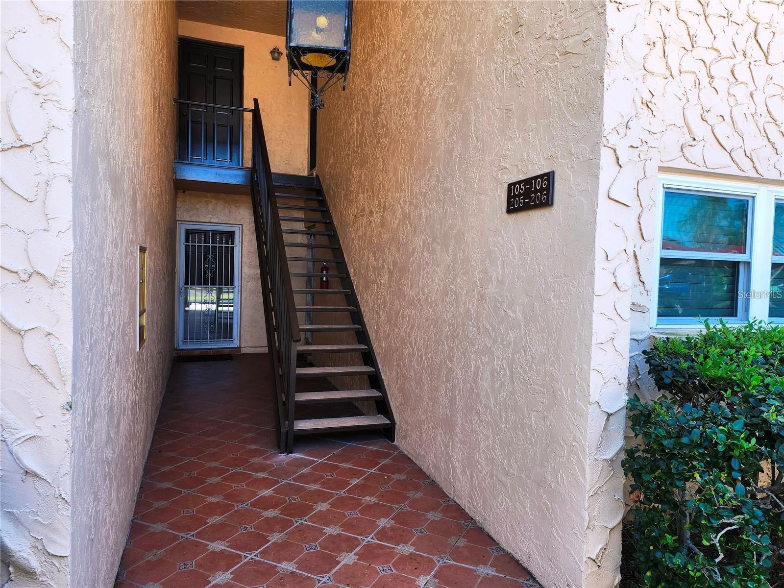 Image 4 of 27 For 205 Dogwood Circle 205