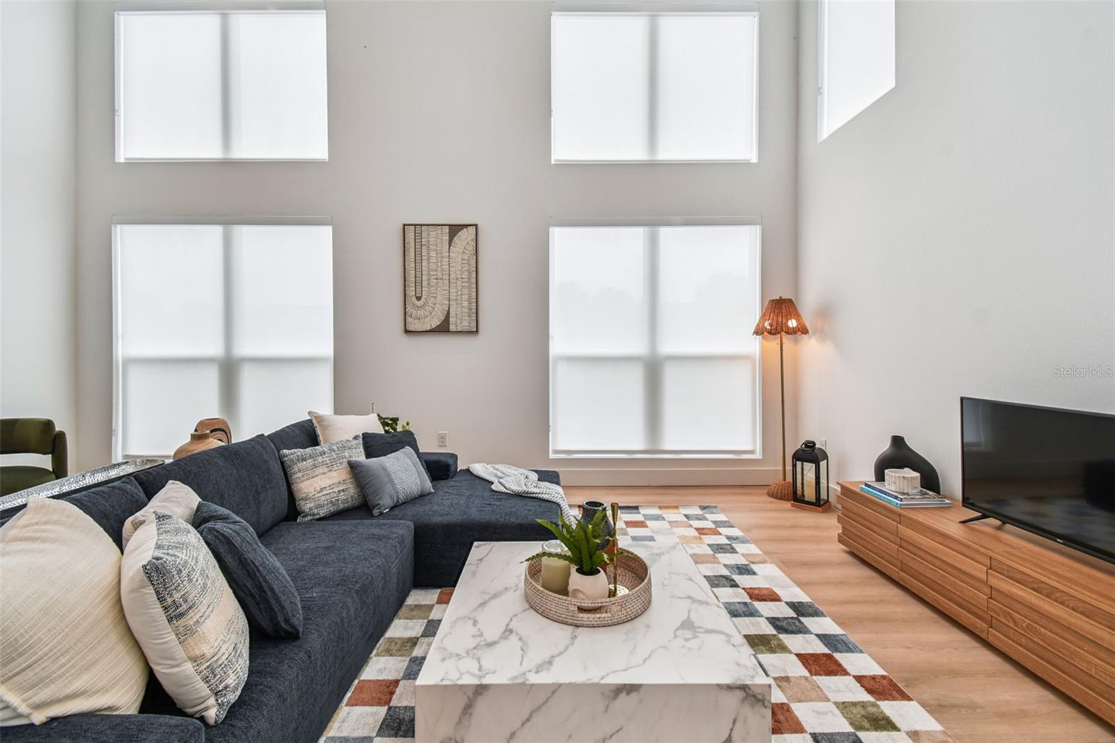 Image 29 of 87 For 3840 Pompano Drive Se