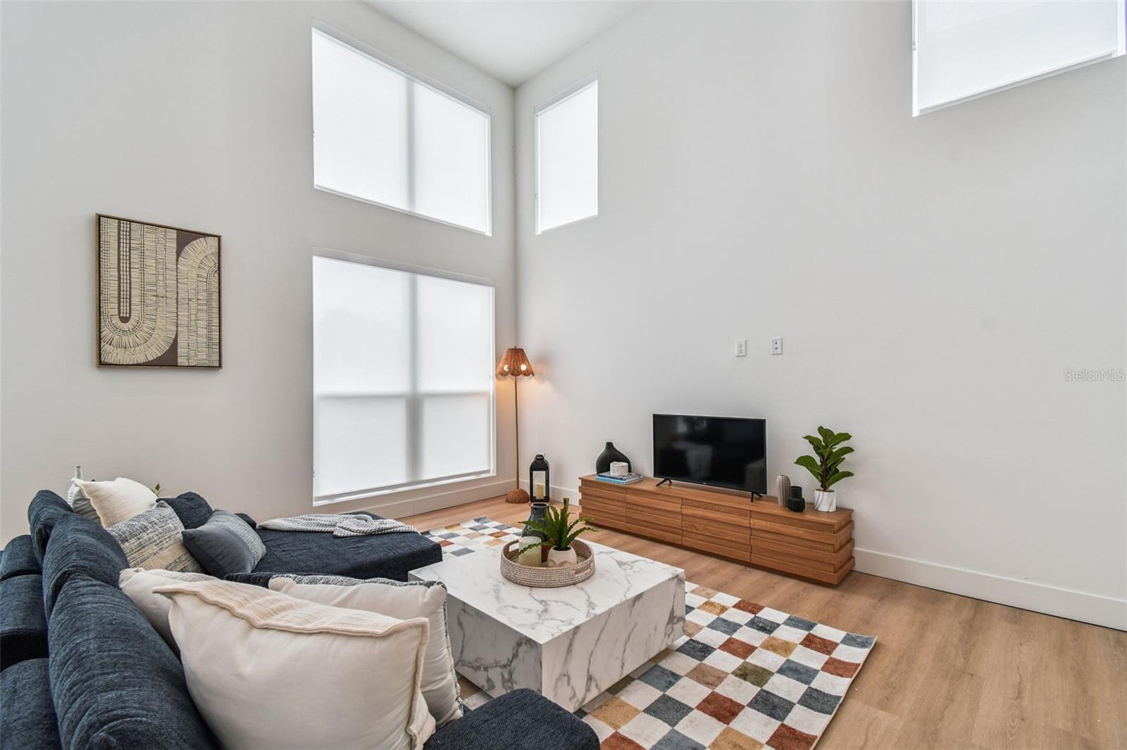 Image 30 of 87 For 3840 Pompano Drive Se