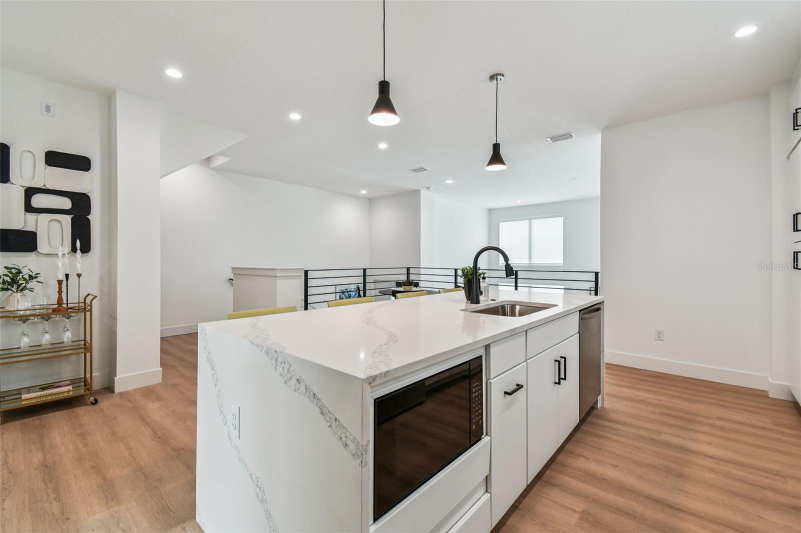 Image 37 of 87 For 3840 Pompano Drive Se