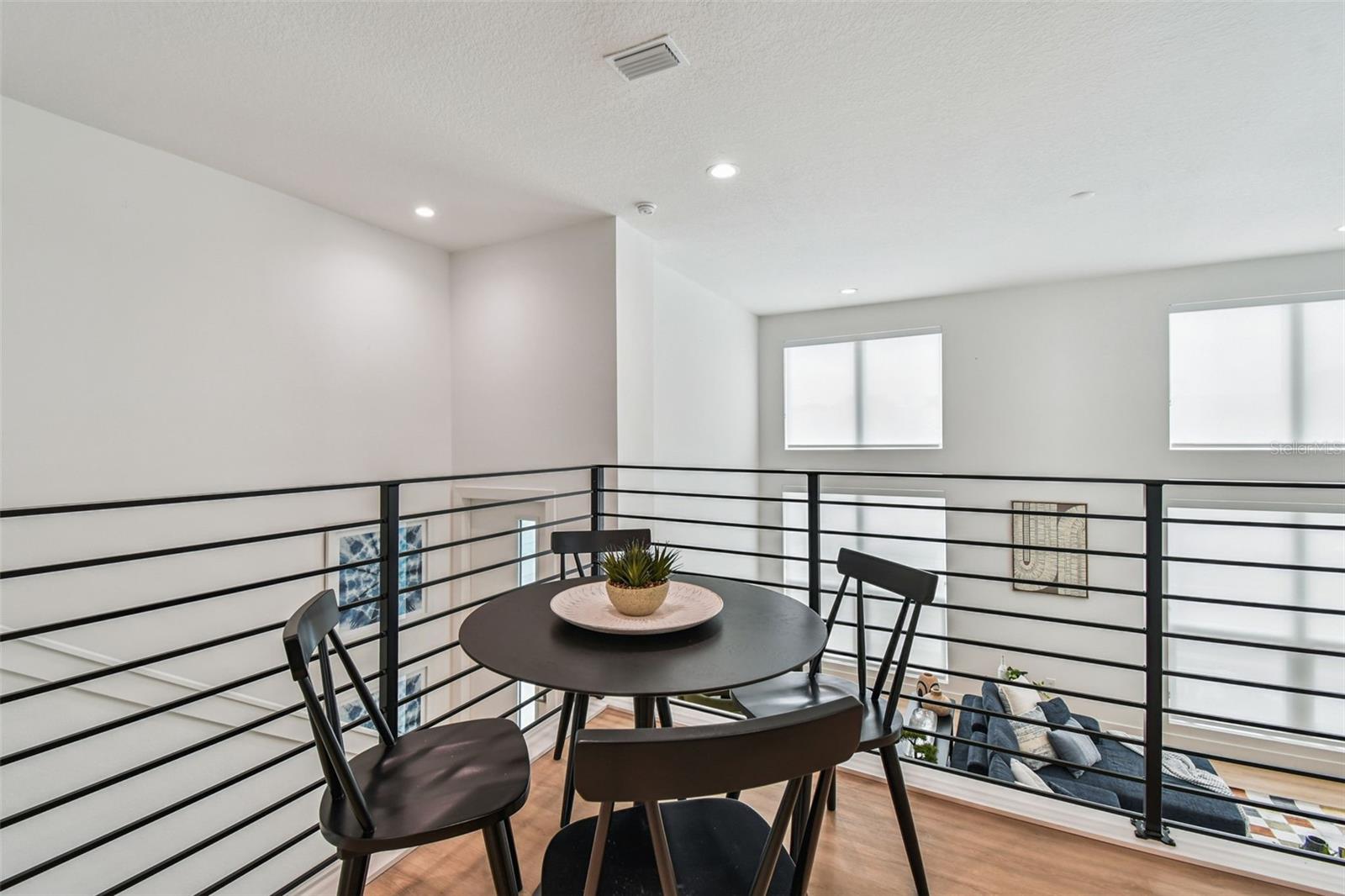 Image 43 of 87 For 3840 Pompano Drive Se