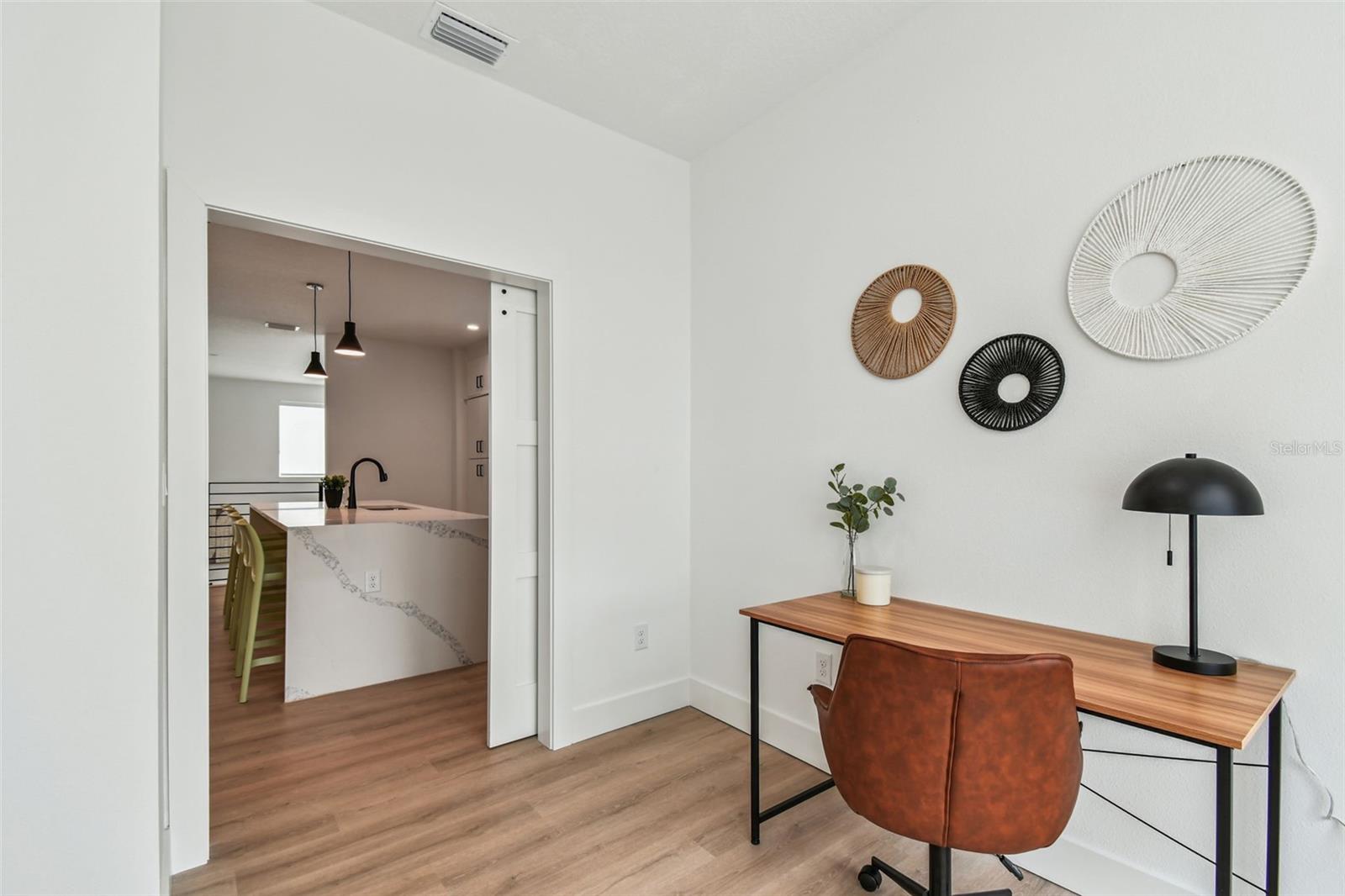 Image 47 of 87 For 3840 Pompano Drive Se