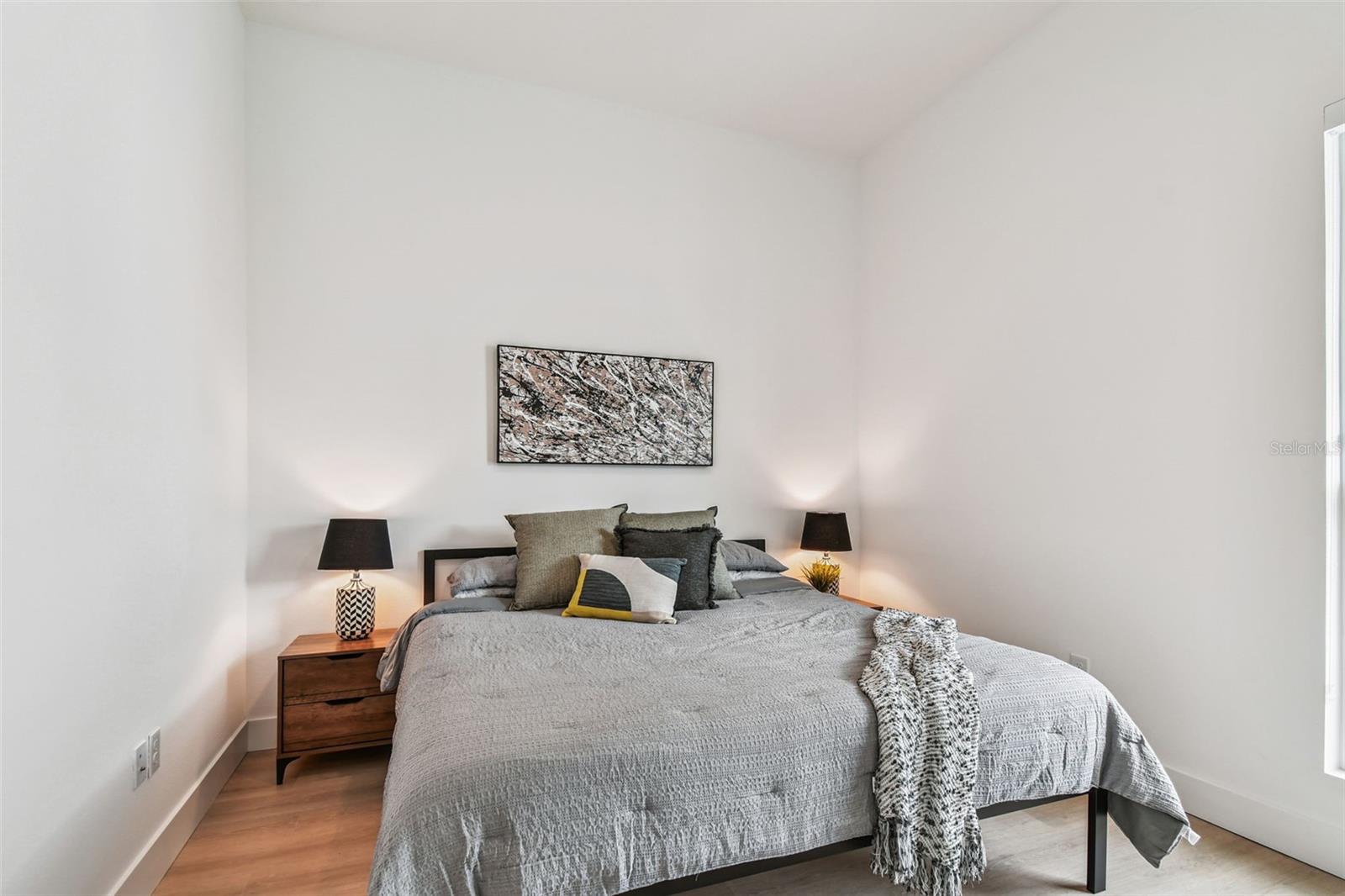 Image 63 of 87 For 3840 Pompano Drive Se