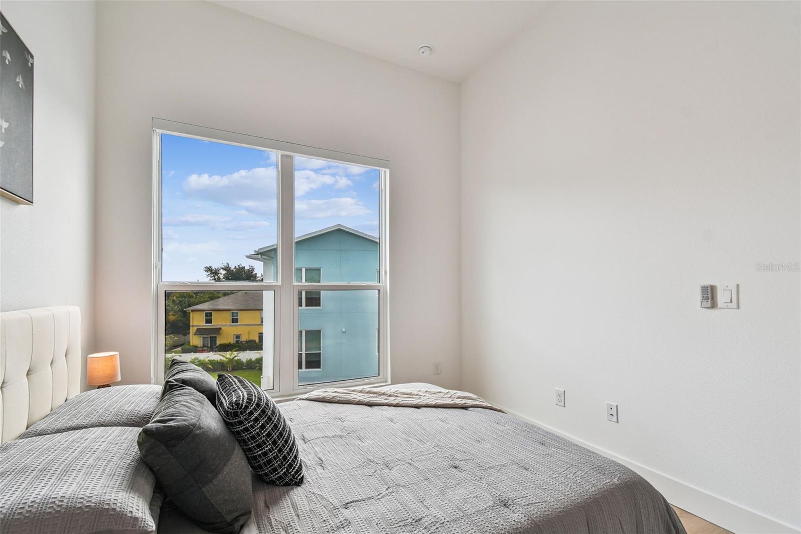 Image 66 of 87 For 3840 Pompano Drive Se