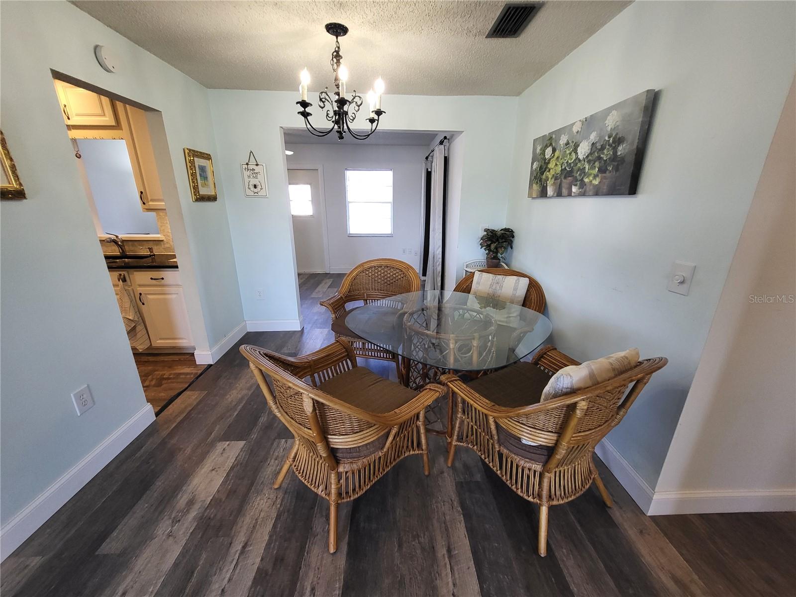 Image 16 of 45 For 601 Allegheny Drive