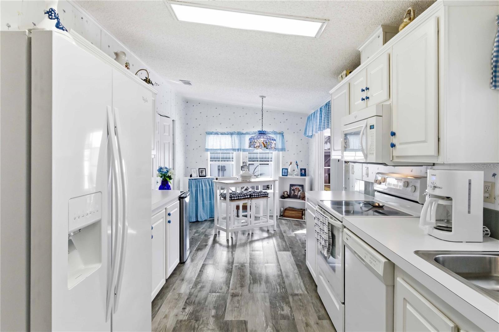 Image 10 of 35 For 1100 Belcher Road S 43