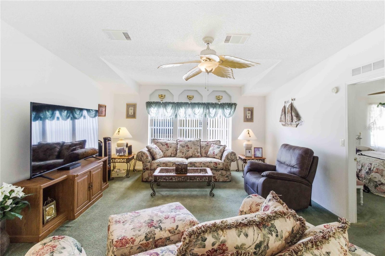 Image 16 of 35 For 1100 Belcher Road S 43