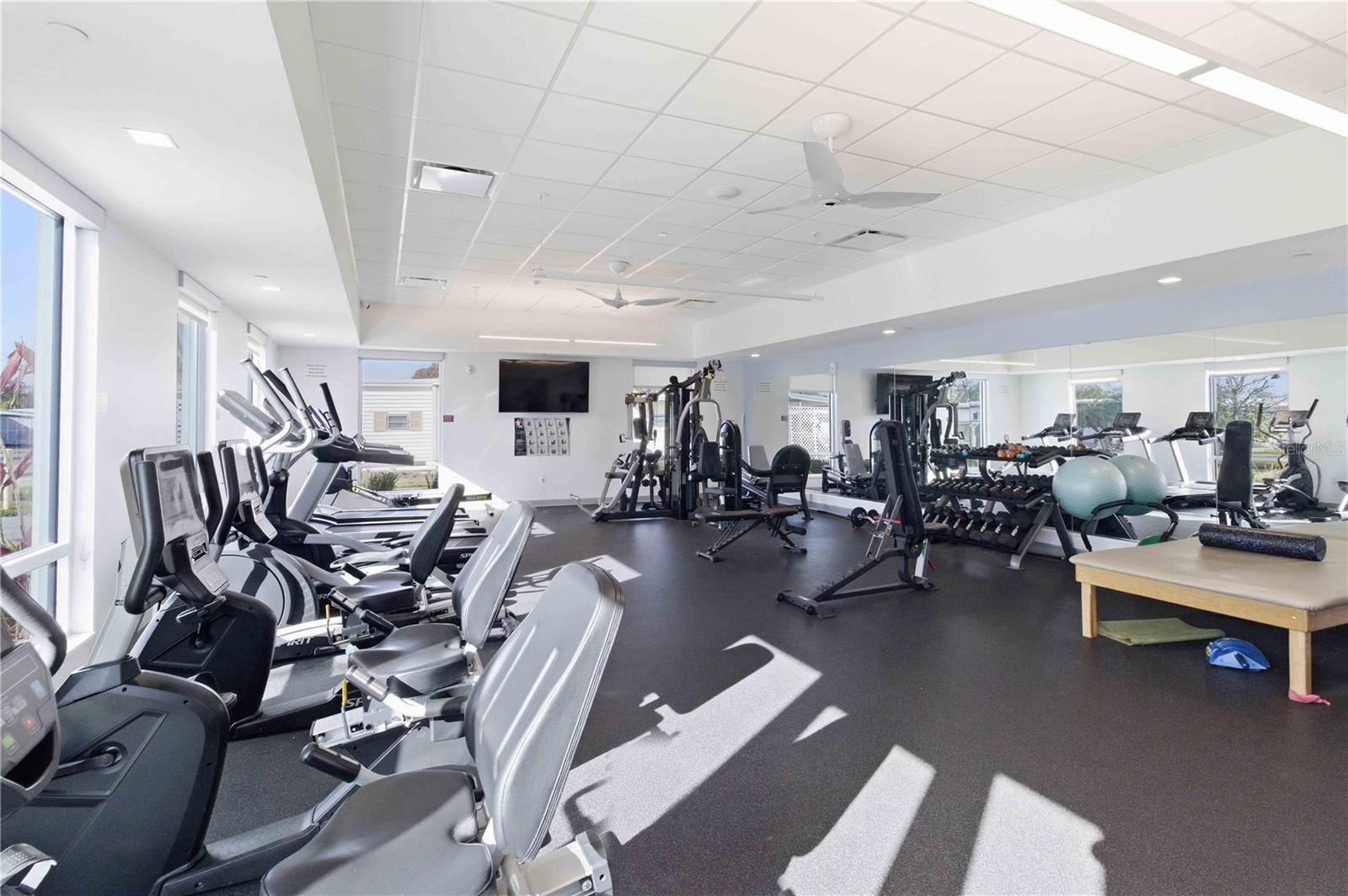 Image 35 of 35 For 1100 Belcher Road S 43