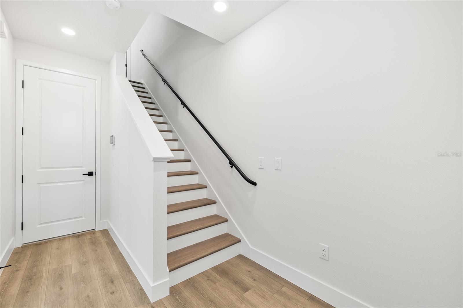 Image 7 of 42 For 6605 Nebraska Avenue 10