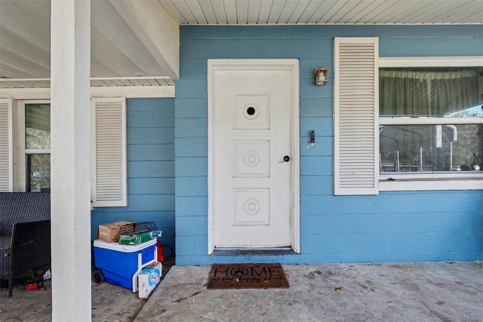 Image 3 of 22 For 2505 Lakeview Street