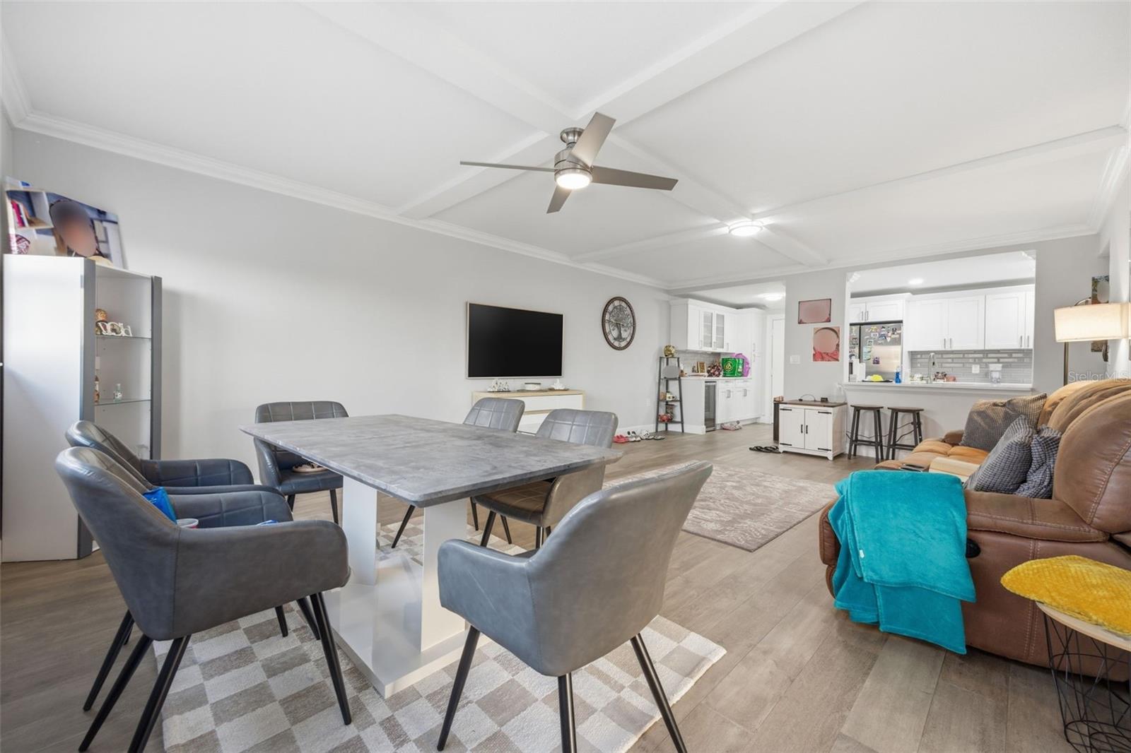 Image 8 of 33 For 4141 Bayshore Boulevard 306