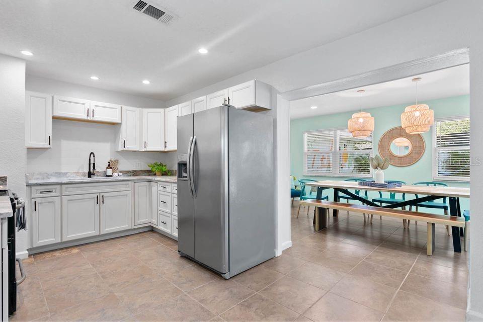 Image 9 of 16 For 11208 Duncan Street