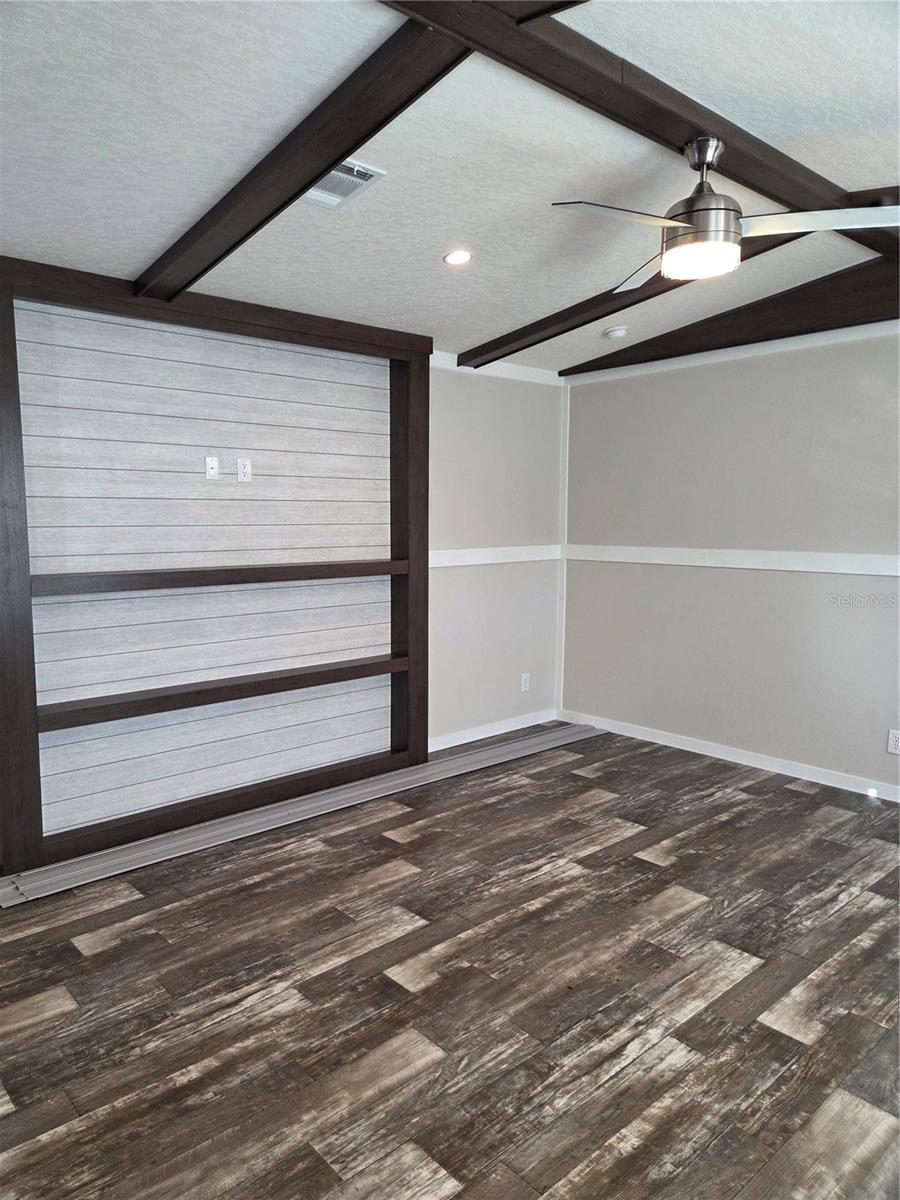 Image 12 of 31 For 4901 Vaughn Road