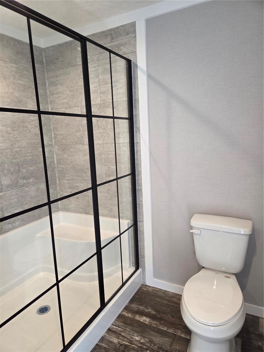 Image 21 of 31 For 4901 Vaughn Road