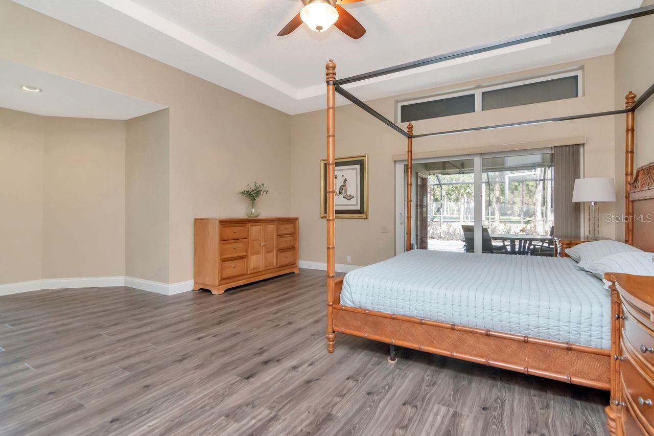 Listing photo id 20 for 3910 Turkey Oak Drive