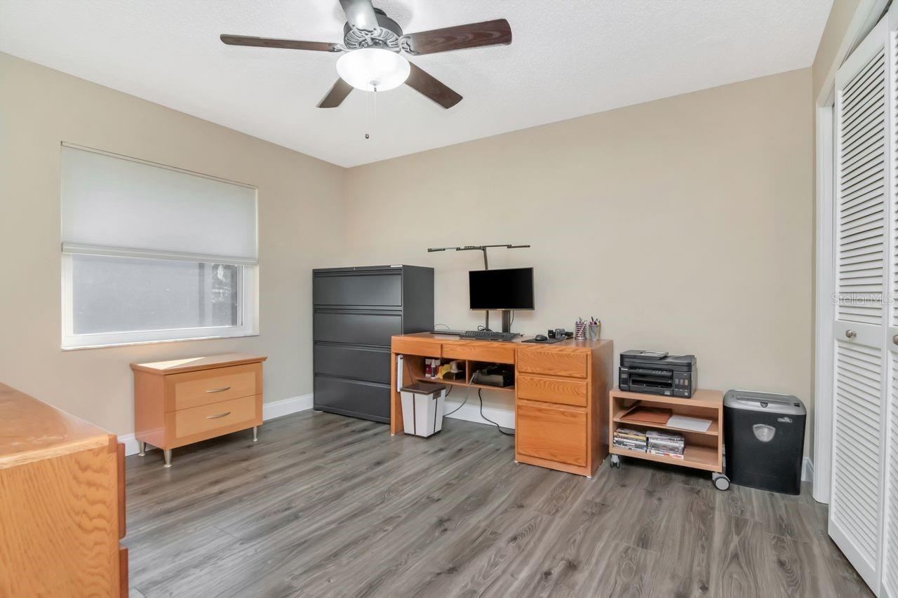 Listing photo id 30 for 3910 Turkey Oak Drive