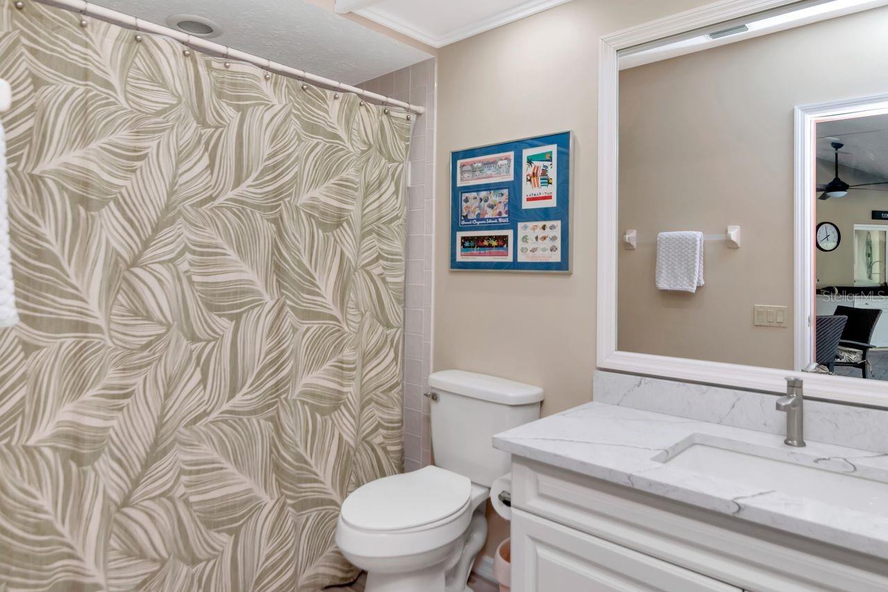 Listing photo id 32 for 3910 Turkey Oak Drive