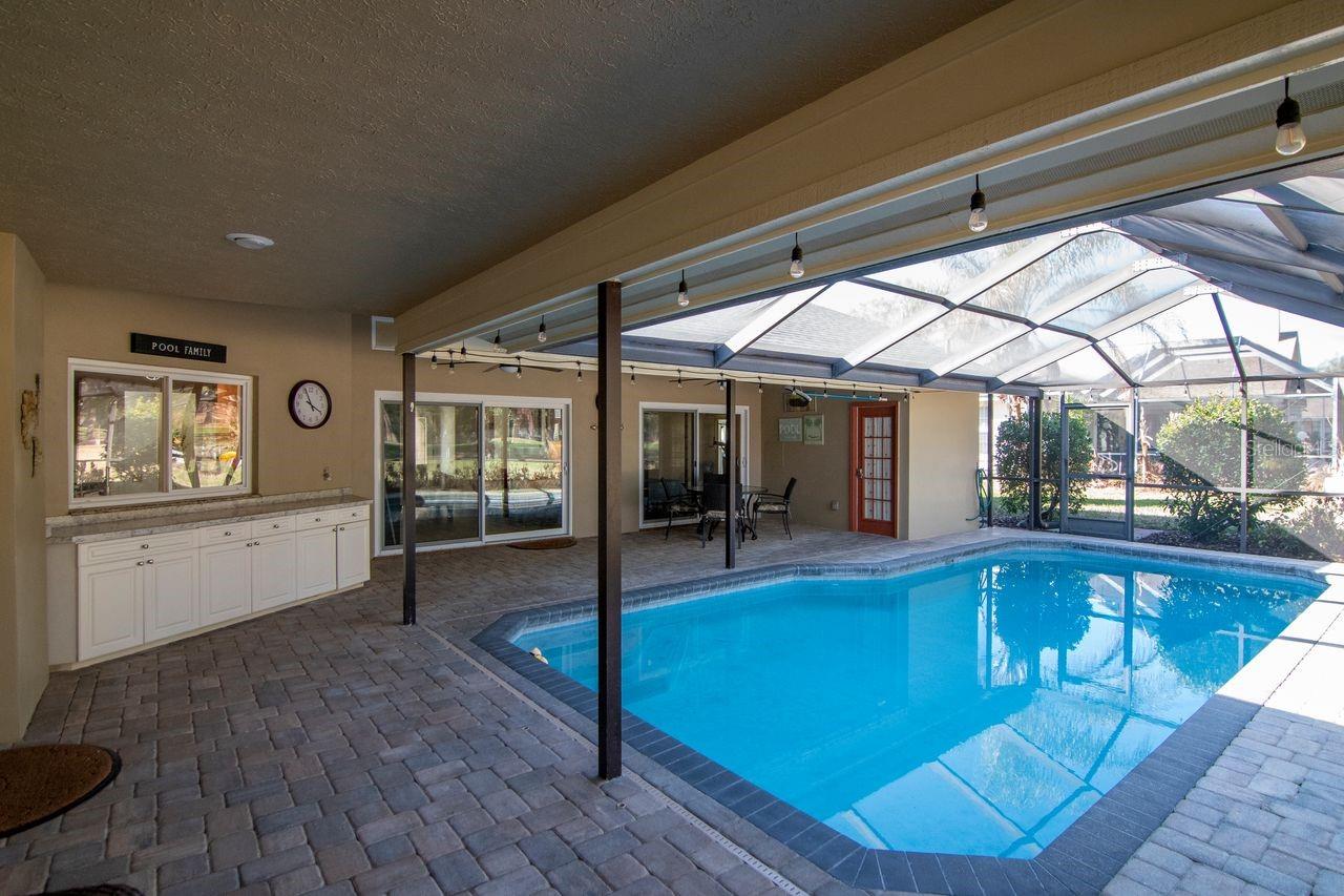 Listing photo id 38 for 3910 Turkey Oak Drive